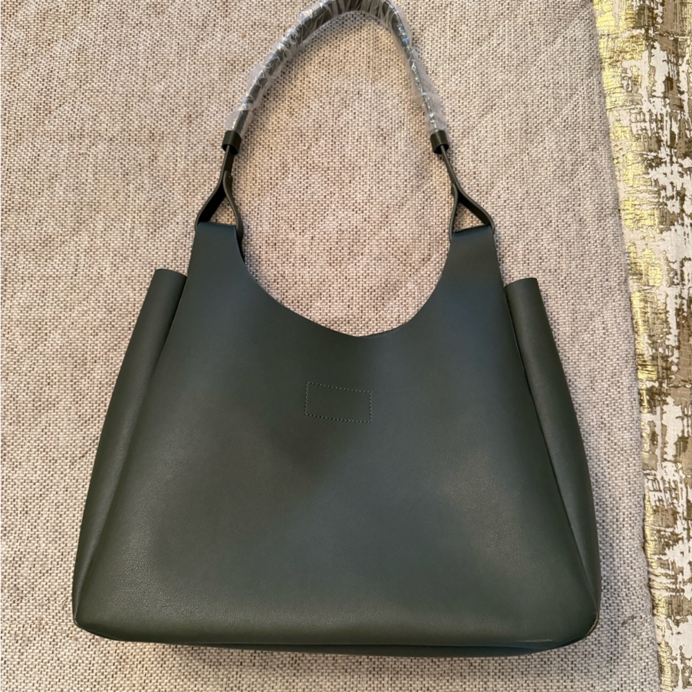 NWOT Neiman’s Hunter Green Women's Tote Bag